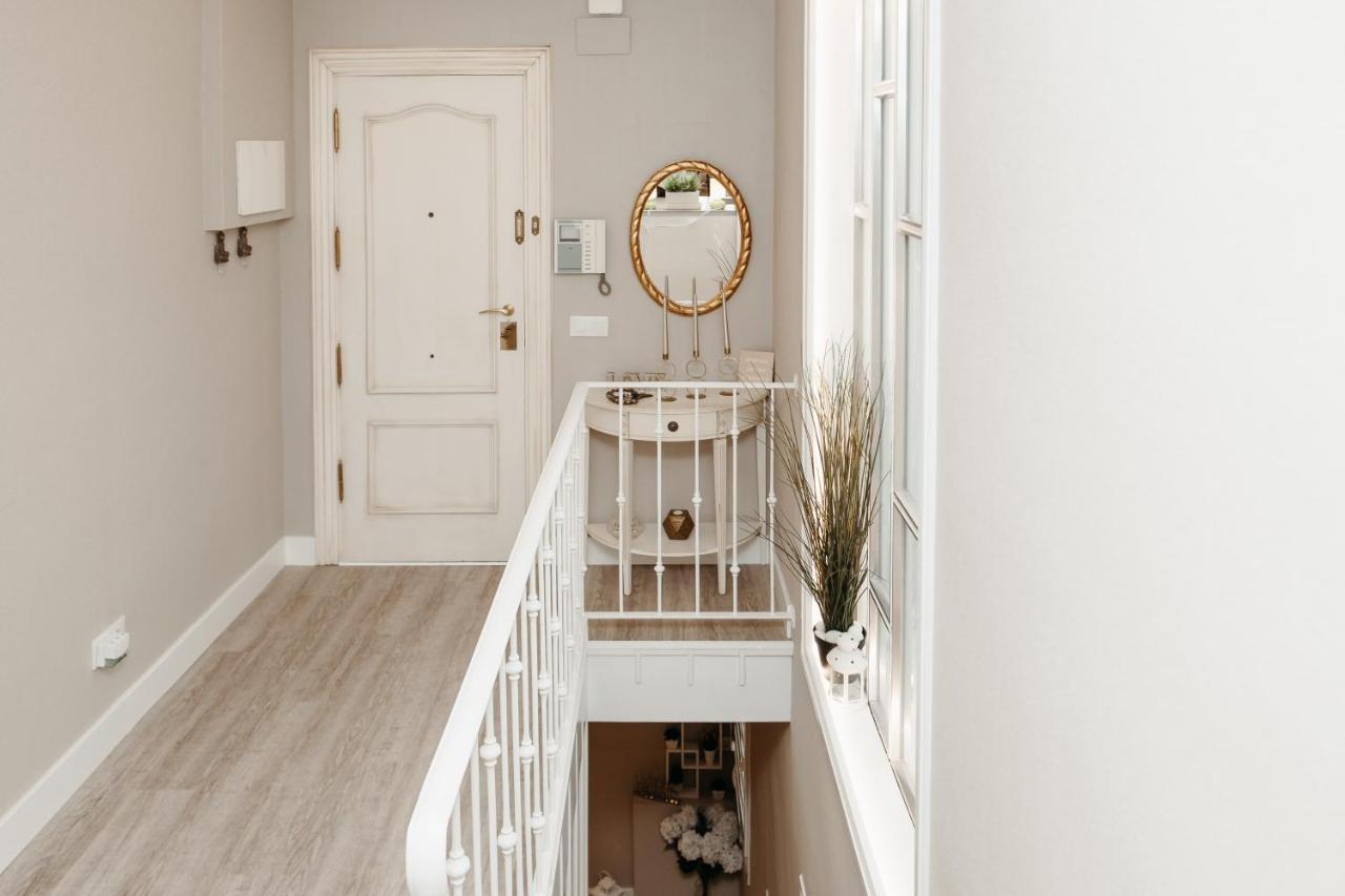 ログローニョDuplex En La Gran Viaアパートメント エクステリア 写真